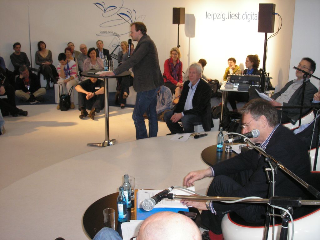 Lars zwischen Zuhörern und Jury